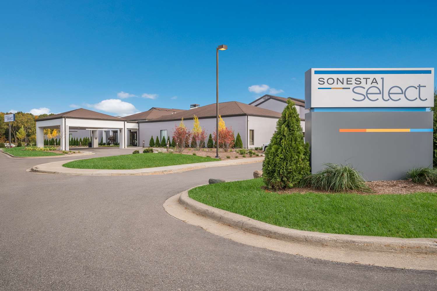 Sonesta Select Detroit Auburn Hills (Ex Courtyard By Marriott Detroit Auburn Hills) 32/34
