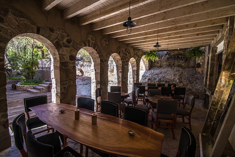 Hotel de Piedra 57/70