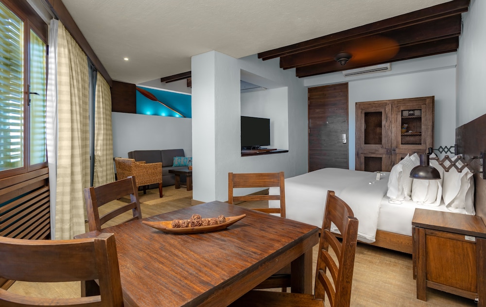 Sophia Hotel 55/65
