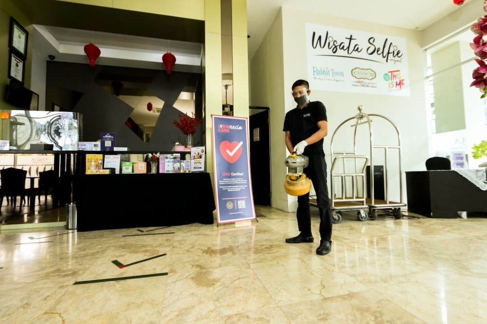 Lobby at Serela Cihampelas by KAGUM Hotels, BANDUNG