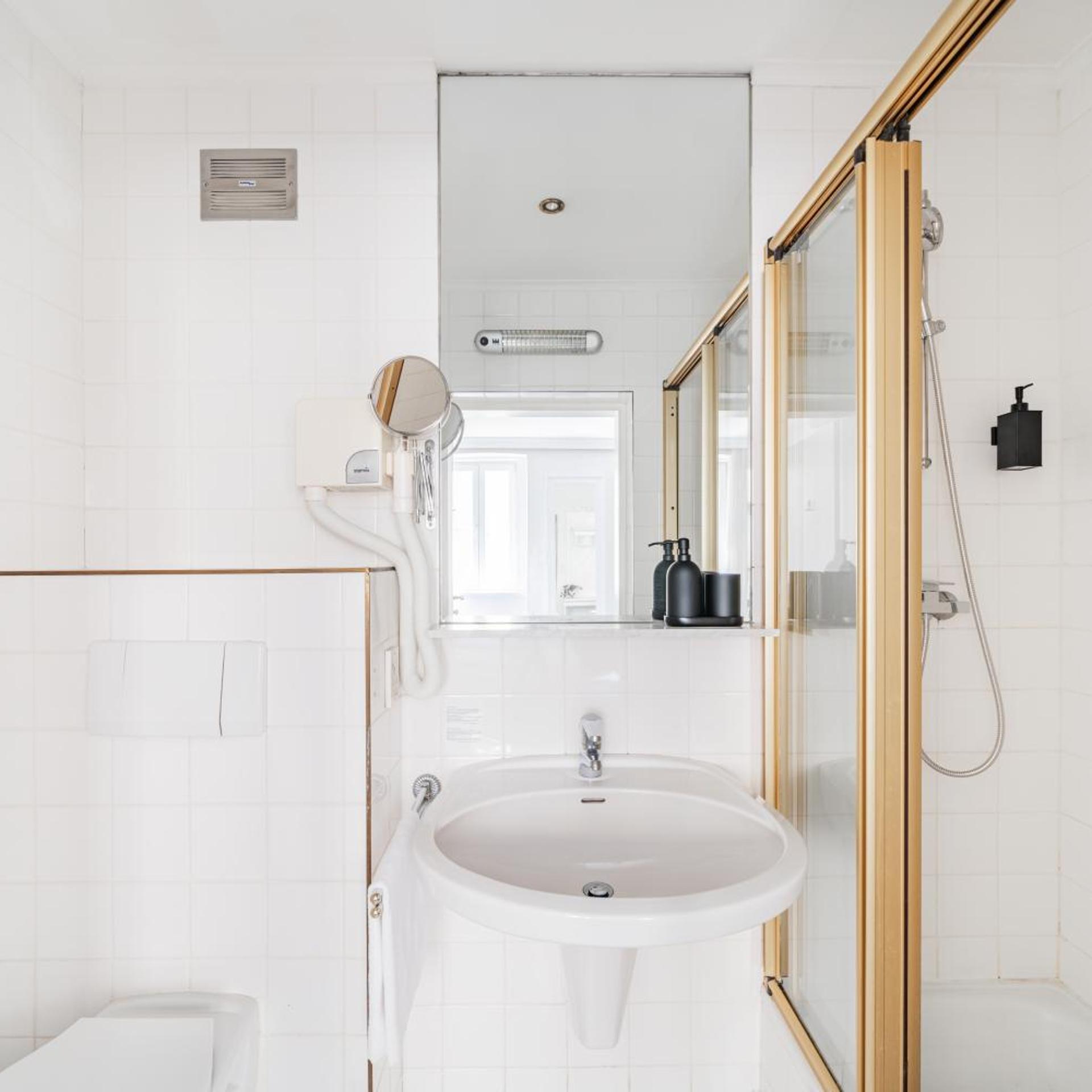 ARTHOTEL ANA ADLON VIENNA 50/51
