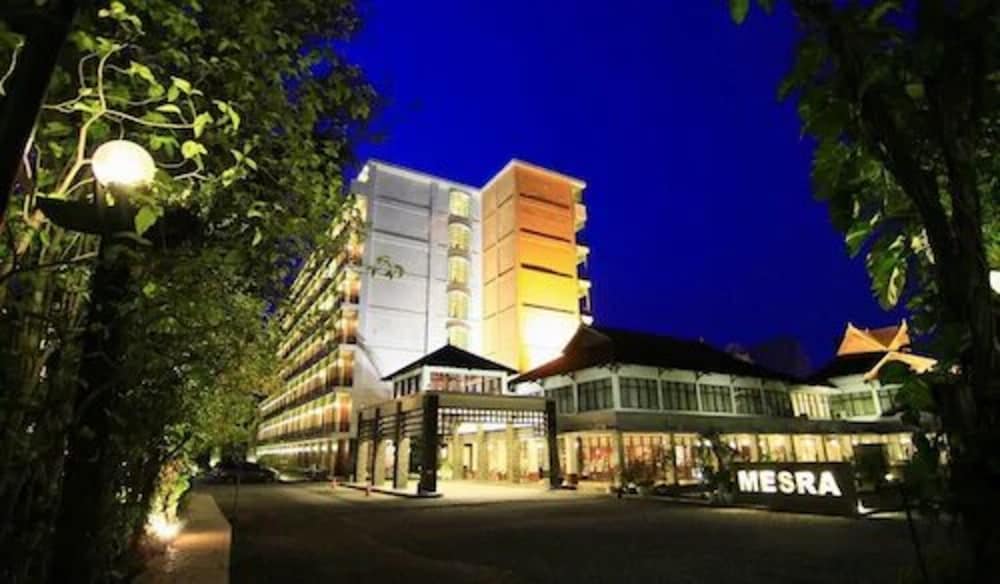 MESRA BUSINESS & RESORT HOTEL 4/27