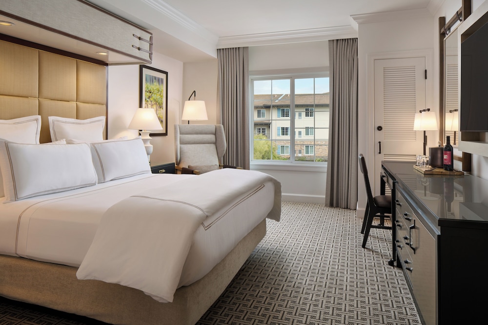 Meritage, King Bed, Accessible