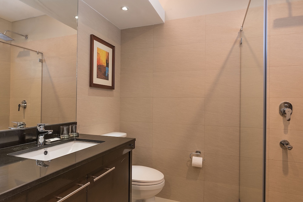 Tropicana Suites 73/74