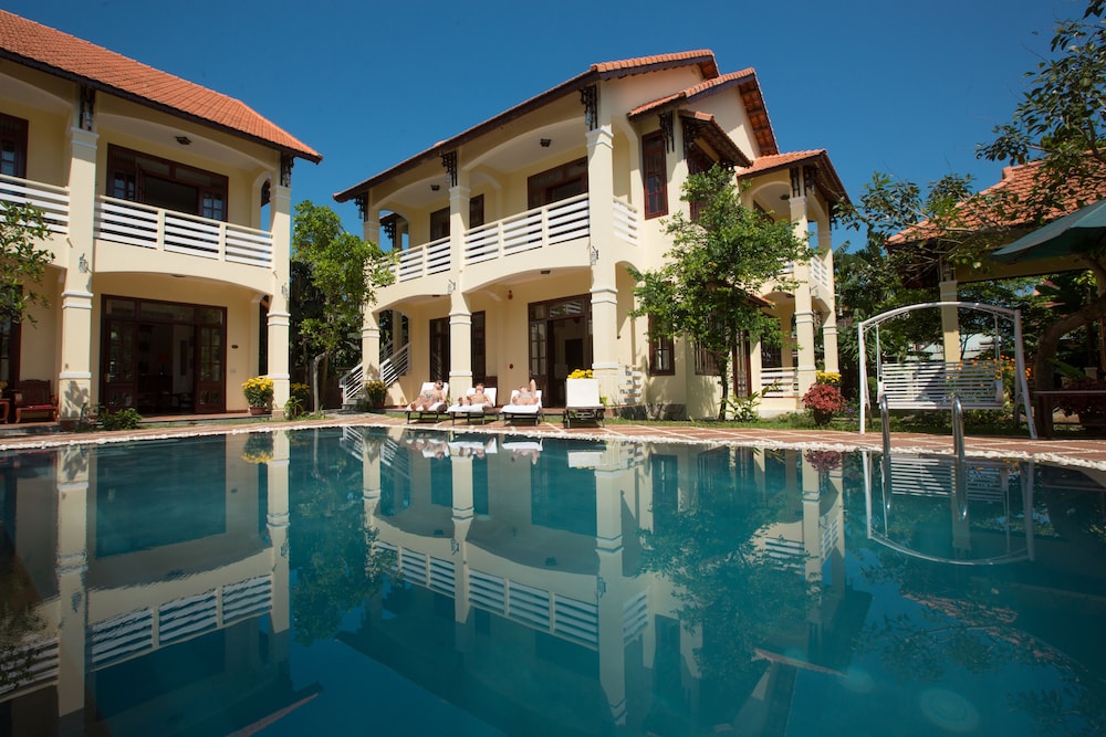 Windbell Villa 11/74