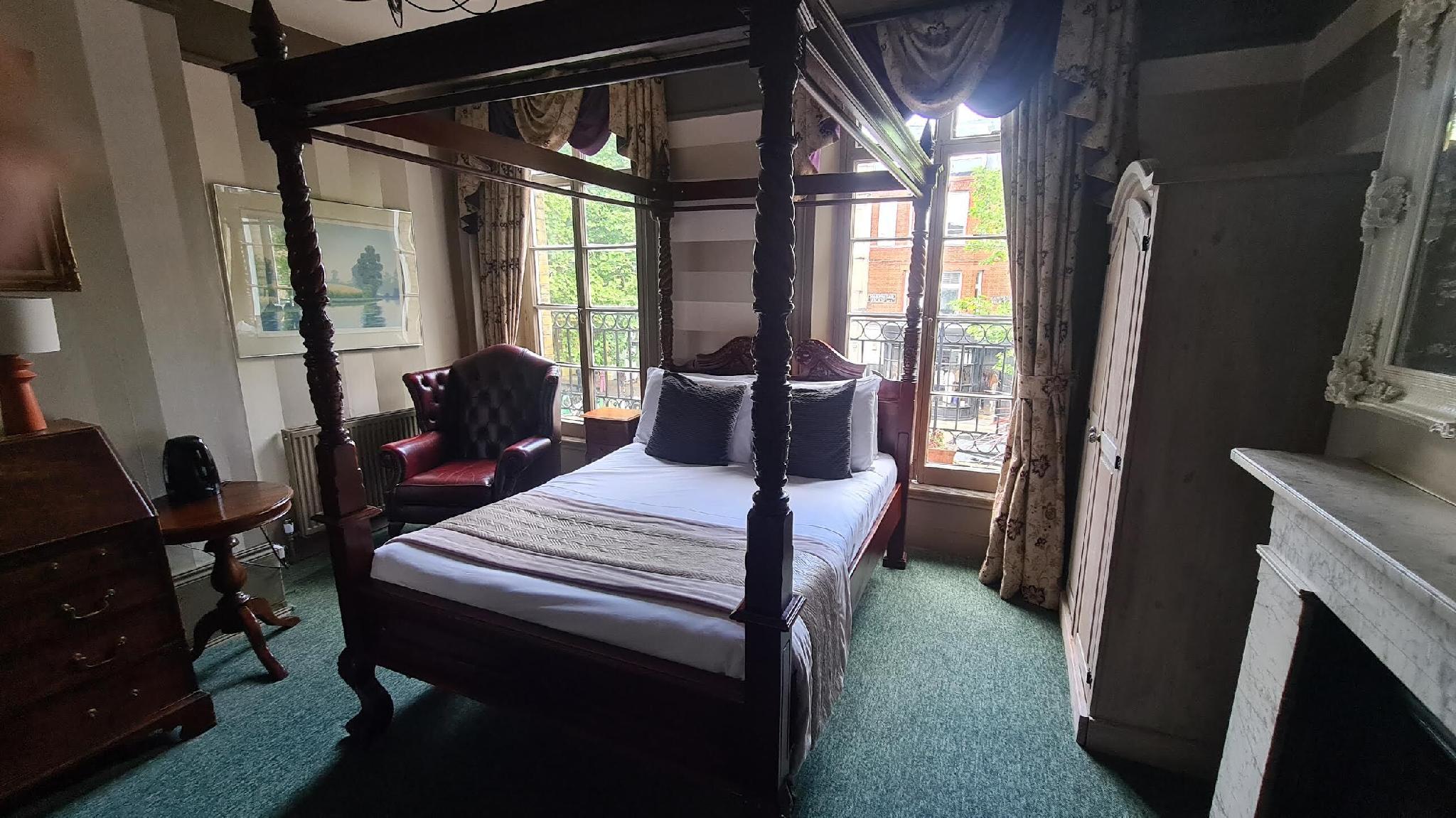 Kings Boutique Hotel 7/23
