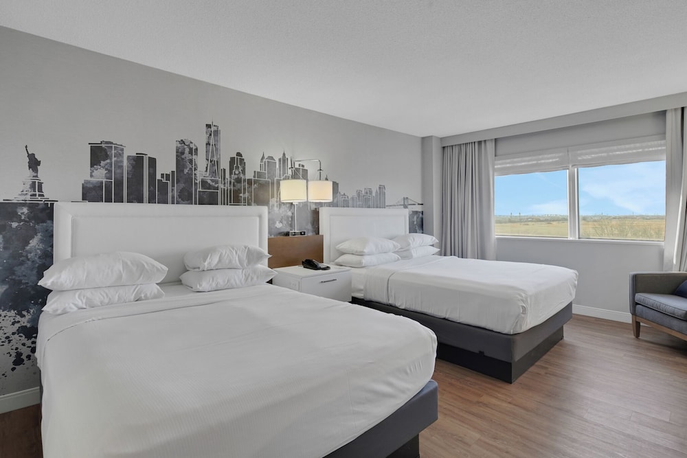 Classic, 2 Queen Beds