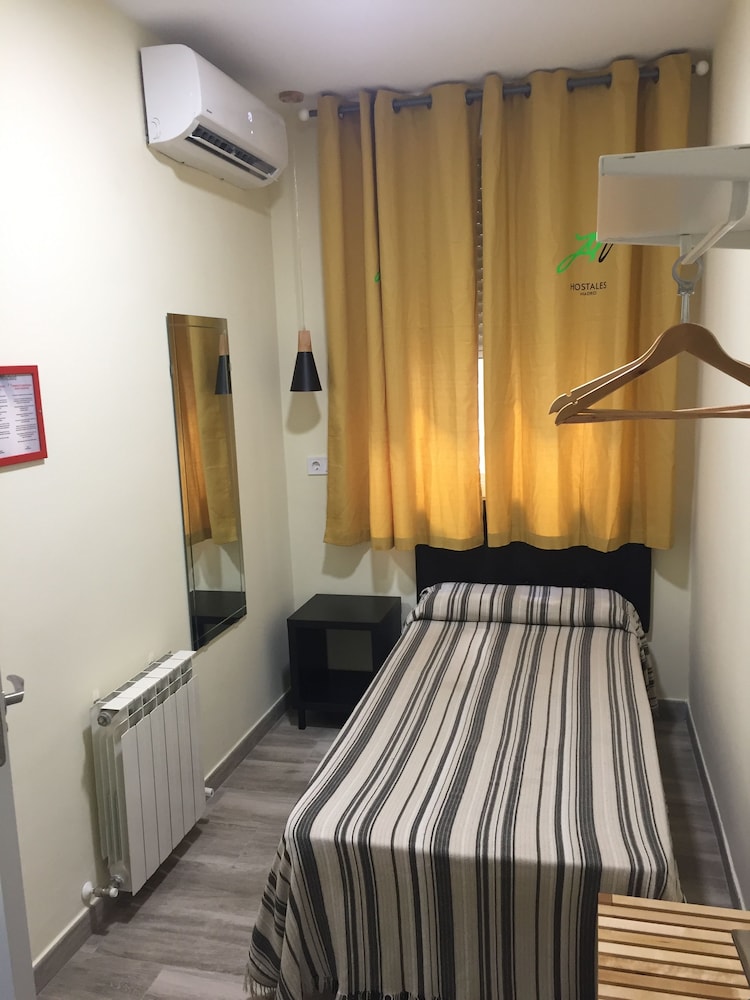 JQC Rooms 16/33