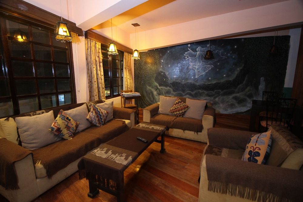 Gringo Bill S Boutique Hotel 66/90