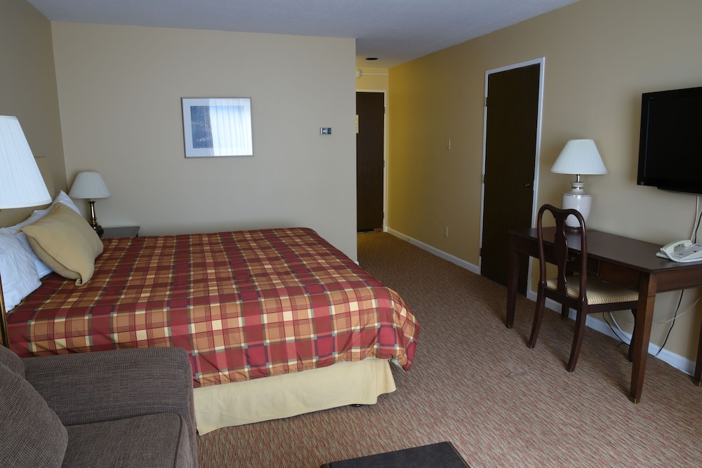 Pacific Inn 14/37