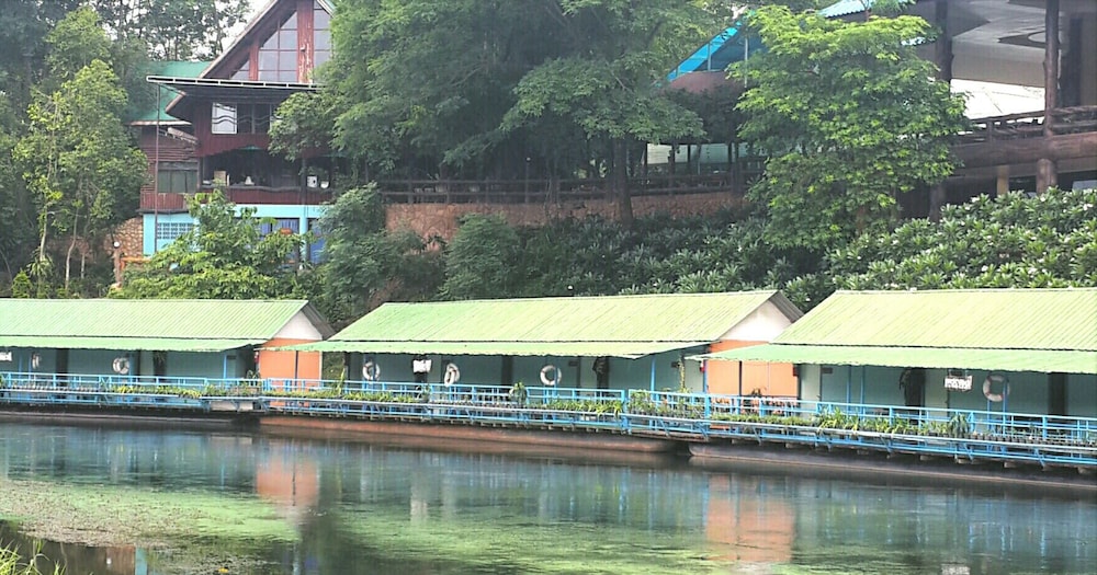 Suanphet Riverview Resort 60/71