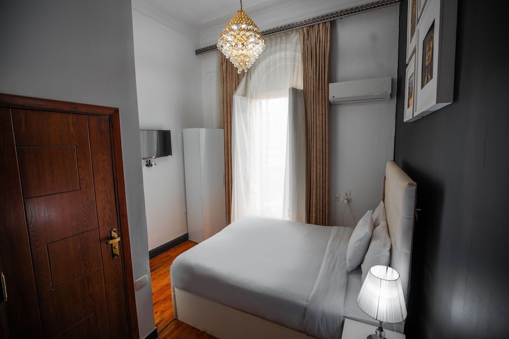 The Square Boutique Hotel 38/70