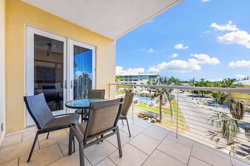 Hyatt Residence Club Sarasota Siesta Key Beach 37/50