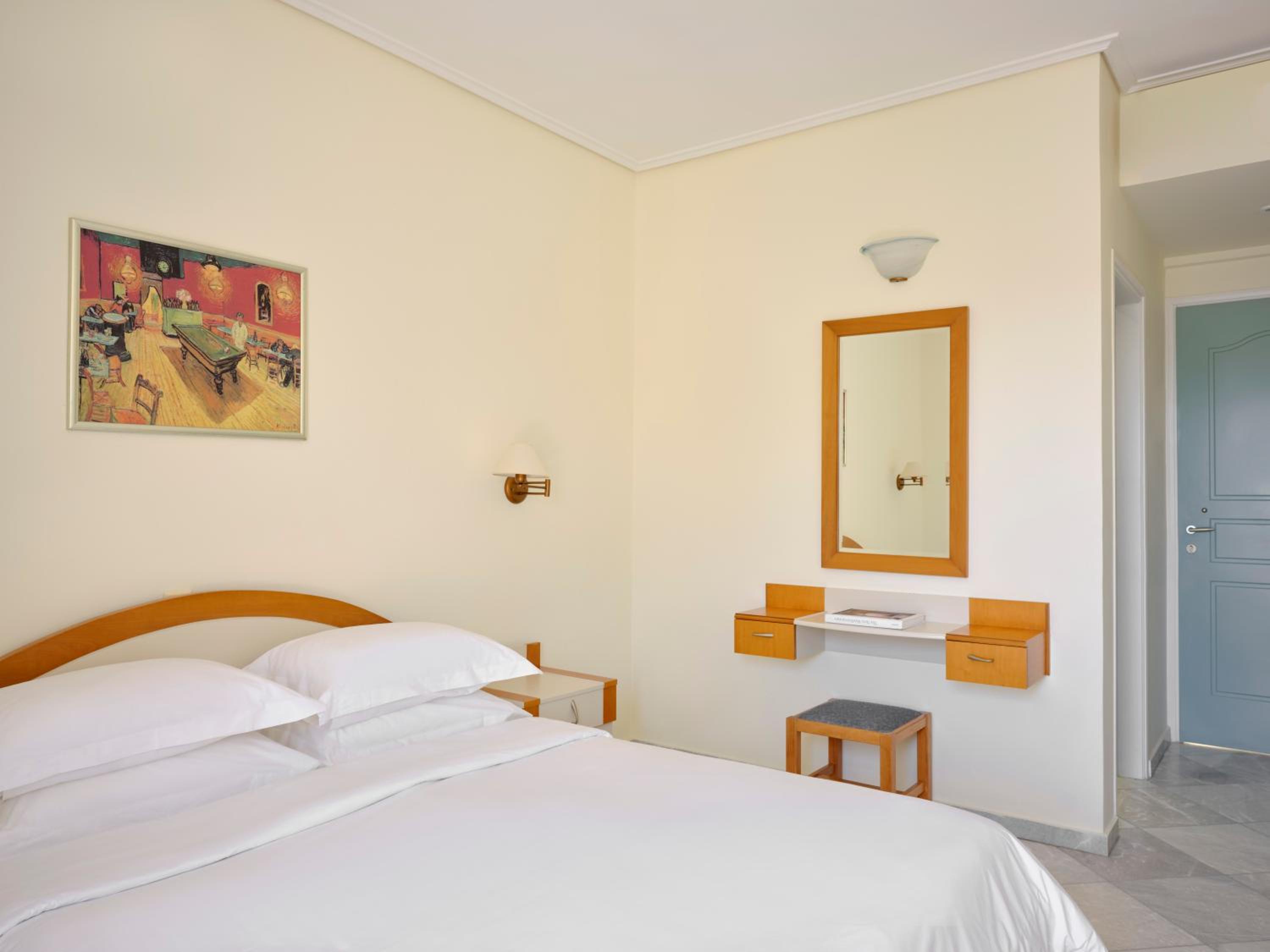TRIPLE ROOM INLAND VIEW