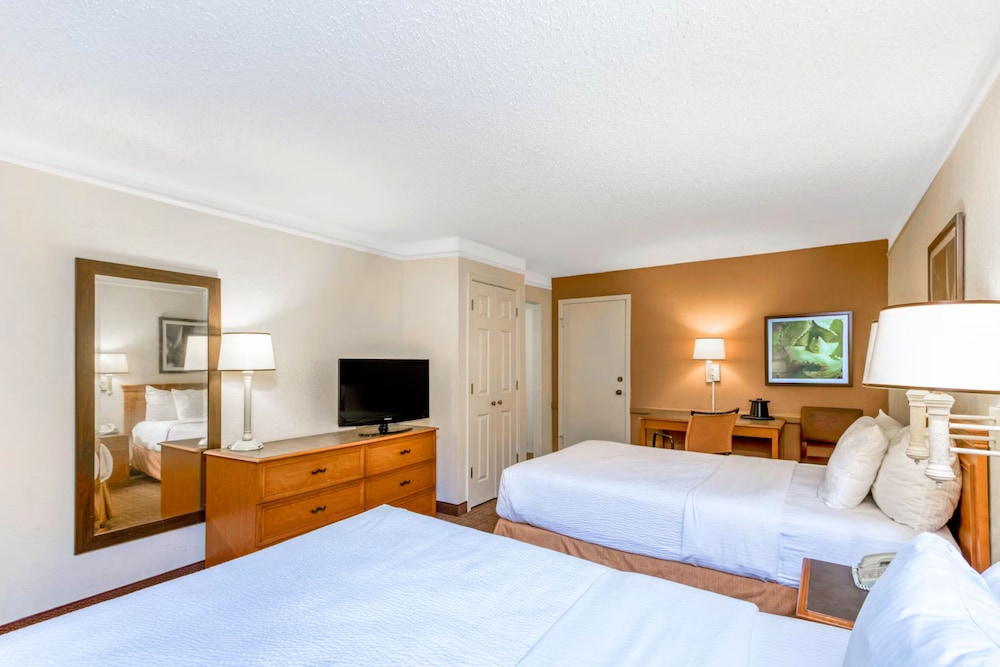 Garden inn and suites san antonio l 35 8/36