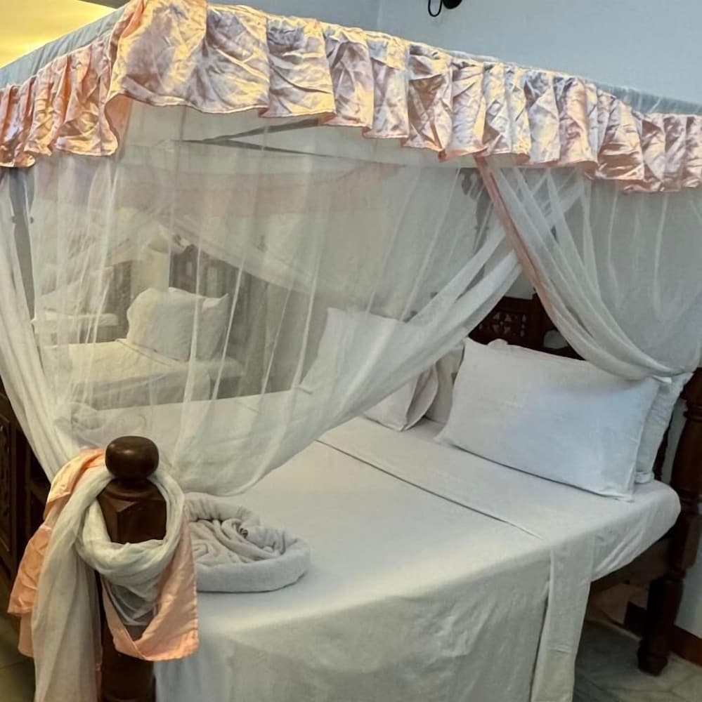 Princess Salme Inn 27/50