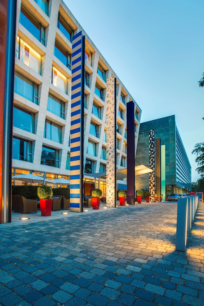 Radisson Blu Media Harbour Hotel Dusseldorf in DUSSELDORF