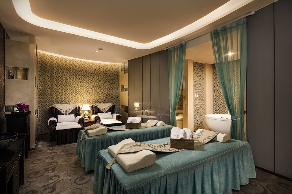 ROYAL CENTURY HOTEL SHANGHAI 23/35