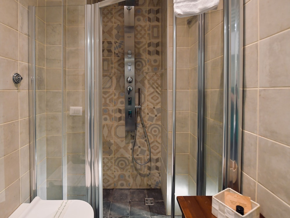 Suites Farnese Design Hotel 49/53