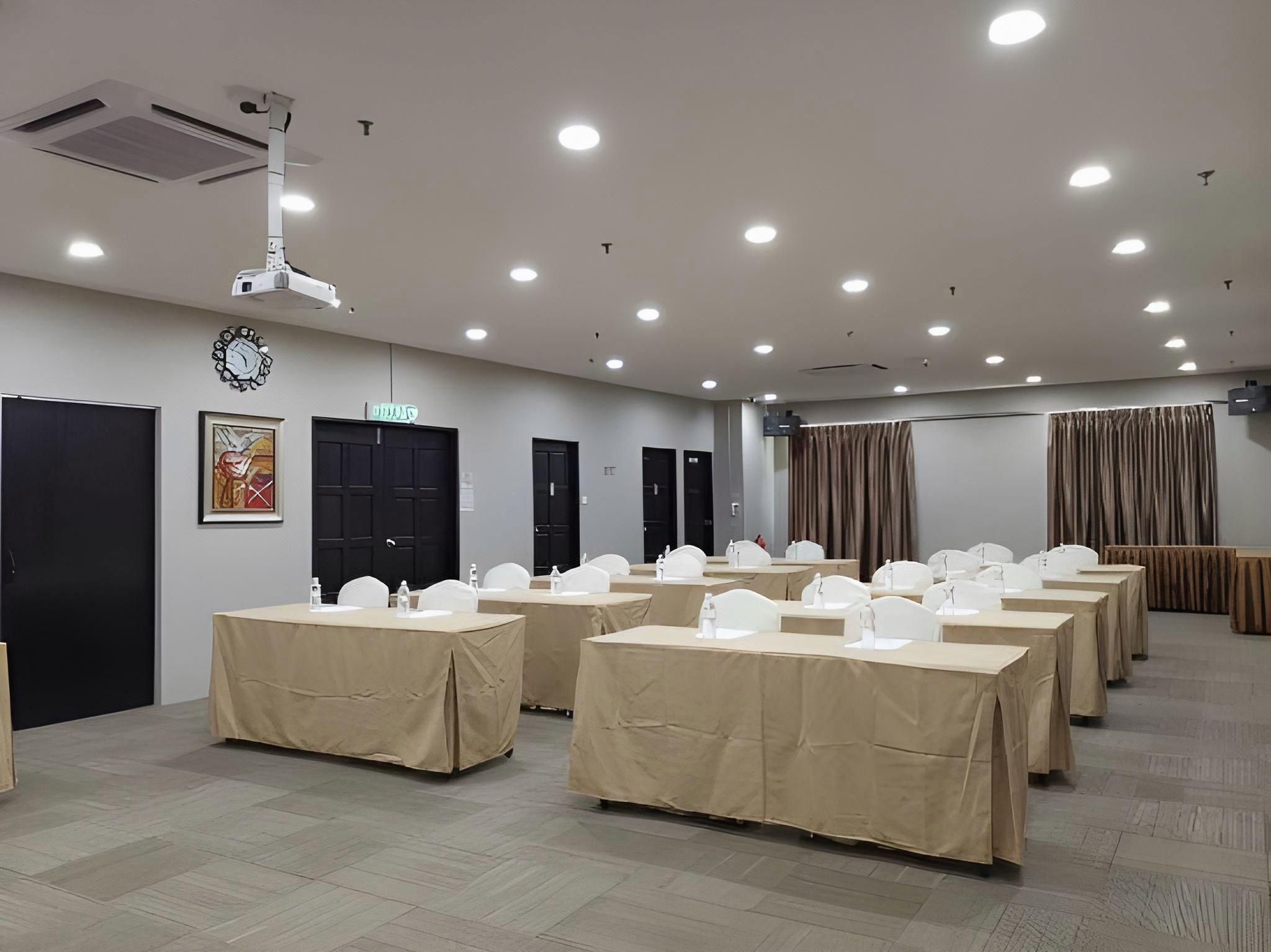 LA Hotel Tawau 17/24