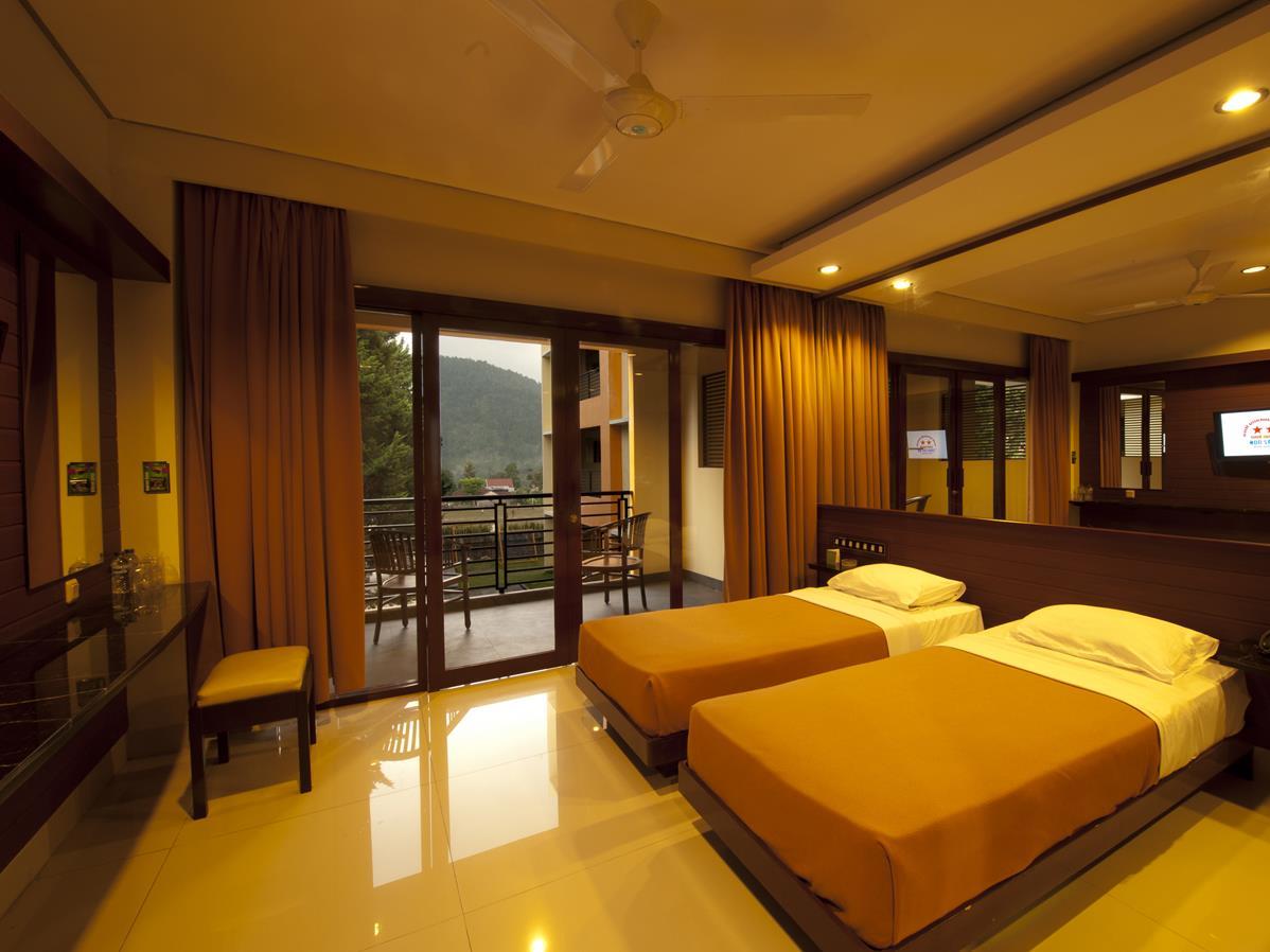 Hotel Bintang Tawangmangu 8/17