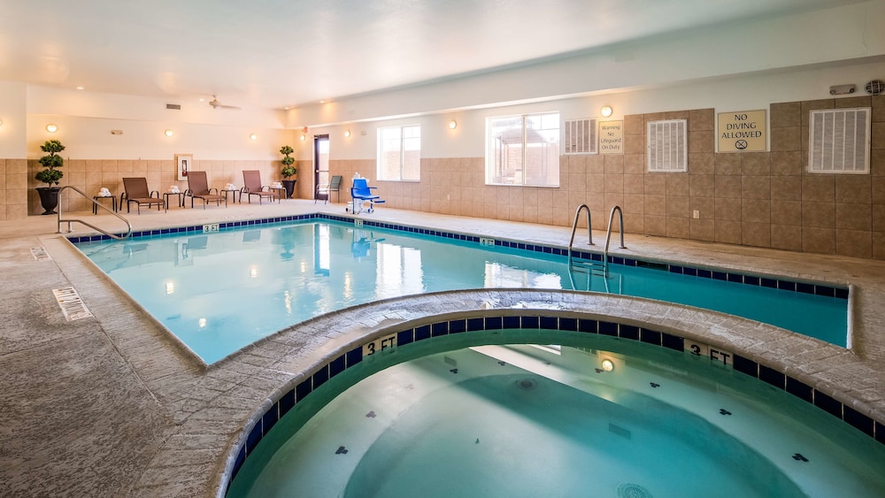 swimming pool spa