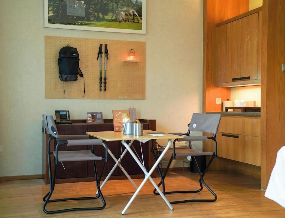 Intercontinental One Thousand Island Lake Resort 40/50