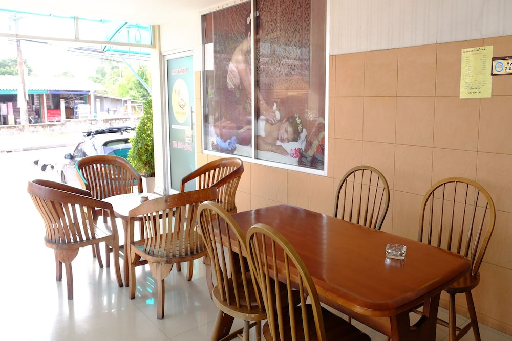 Banchang Apartment And Hotel 42/48