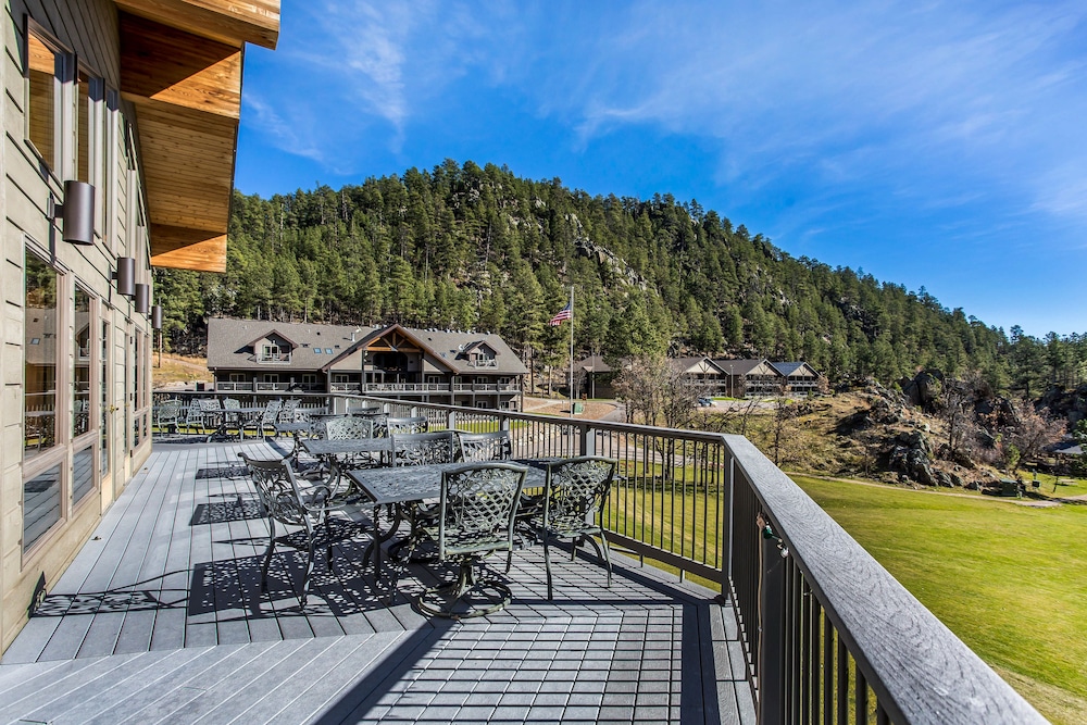 K Bar S Lodge Ascend Hotel Collection 3/32