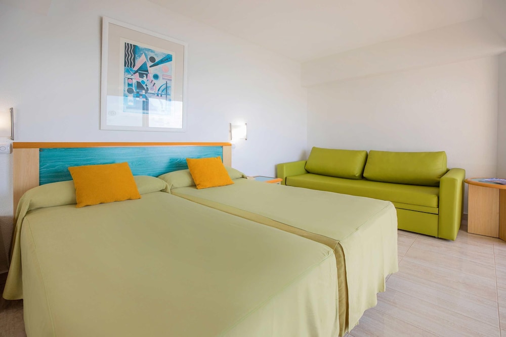 Hotel Servigroup Galua 7/48