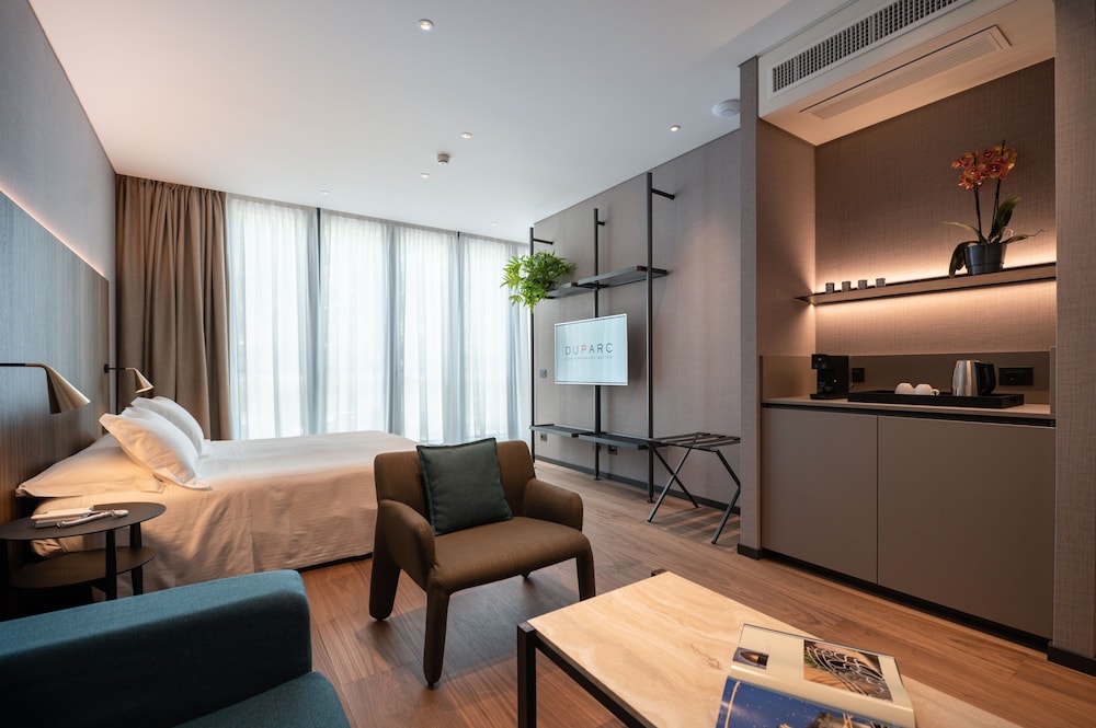 Duparc Contemporary Suites 56/73