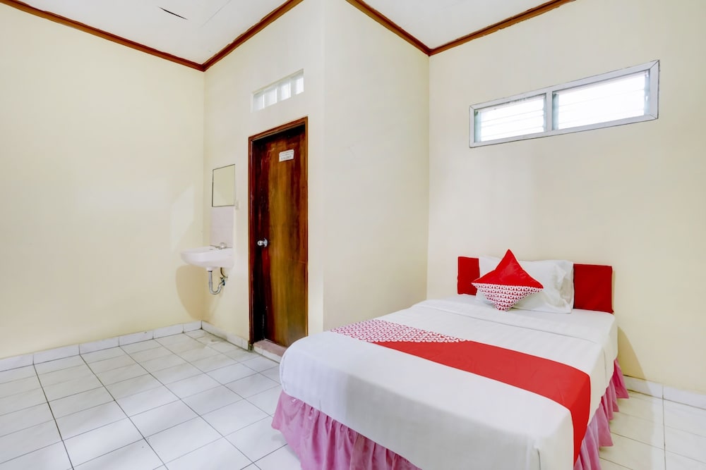 OYO 3261 Hotel Ratu 13/30