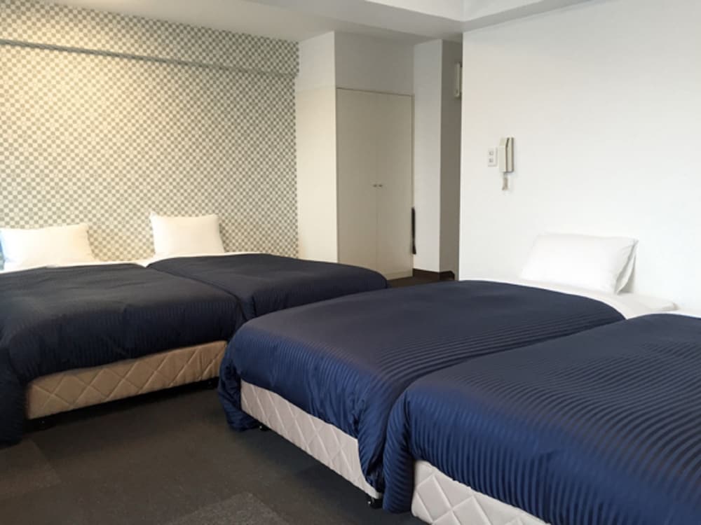 Hotel Livemax BUDGET Fuchu 12/50