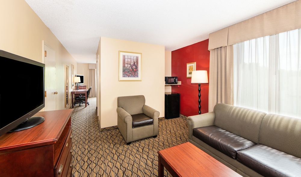 Aviator Hotel & Suites, Bw Signature Collection 24/38