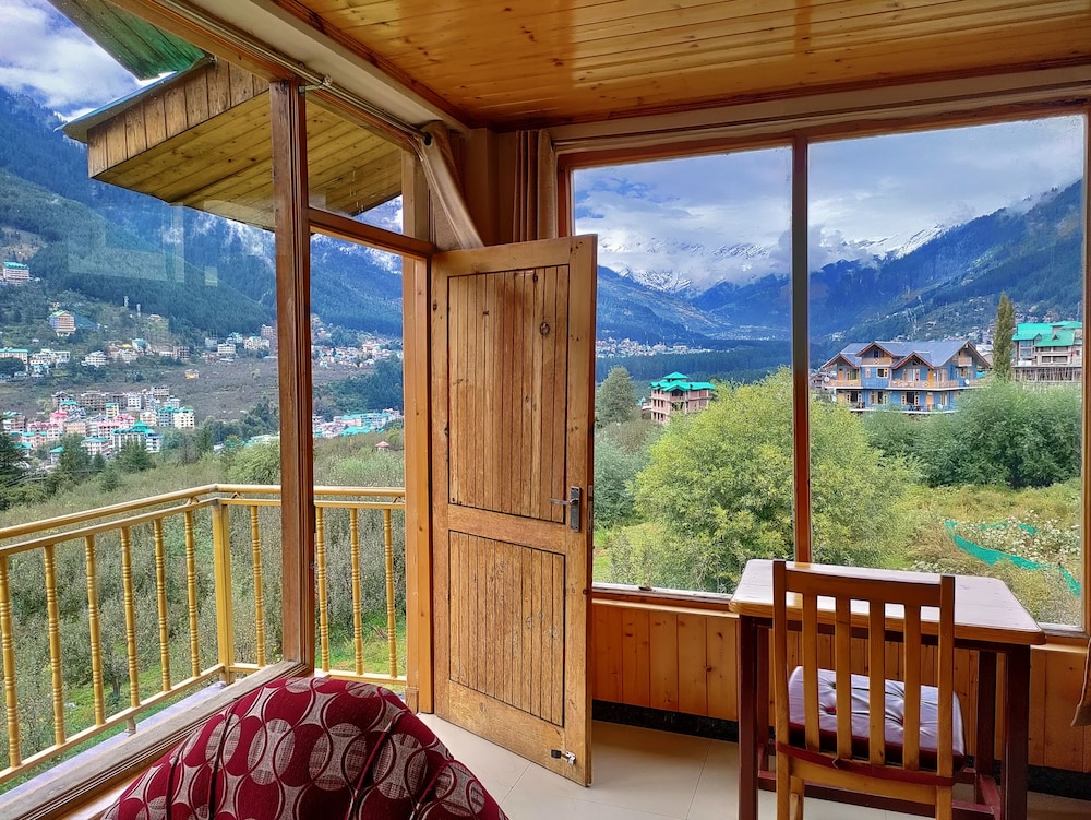 Hotel Mountain Face By Snow City Hotels 24/49