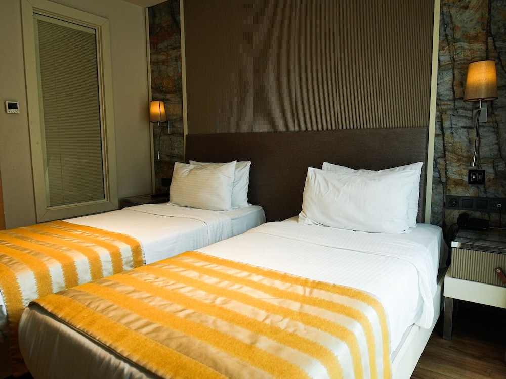 Icon Hotel Taksim 15/50