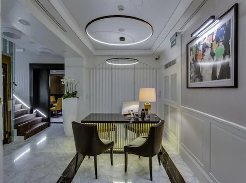 Teatro Hotel 10/50