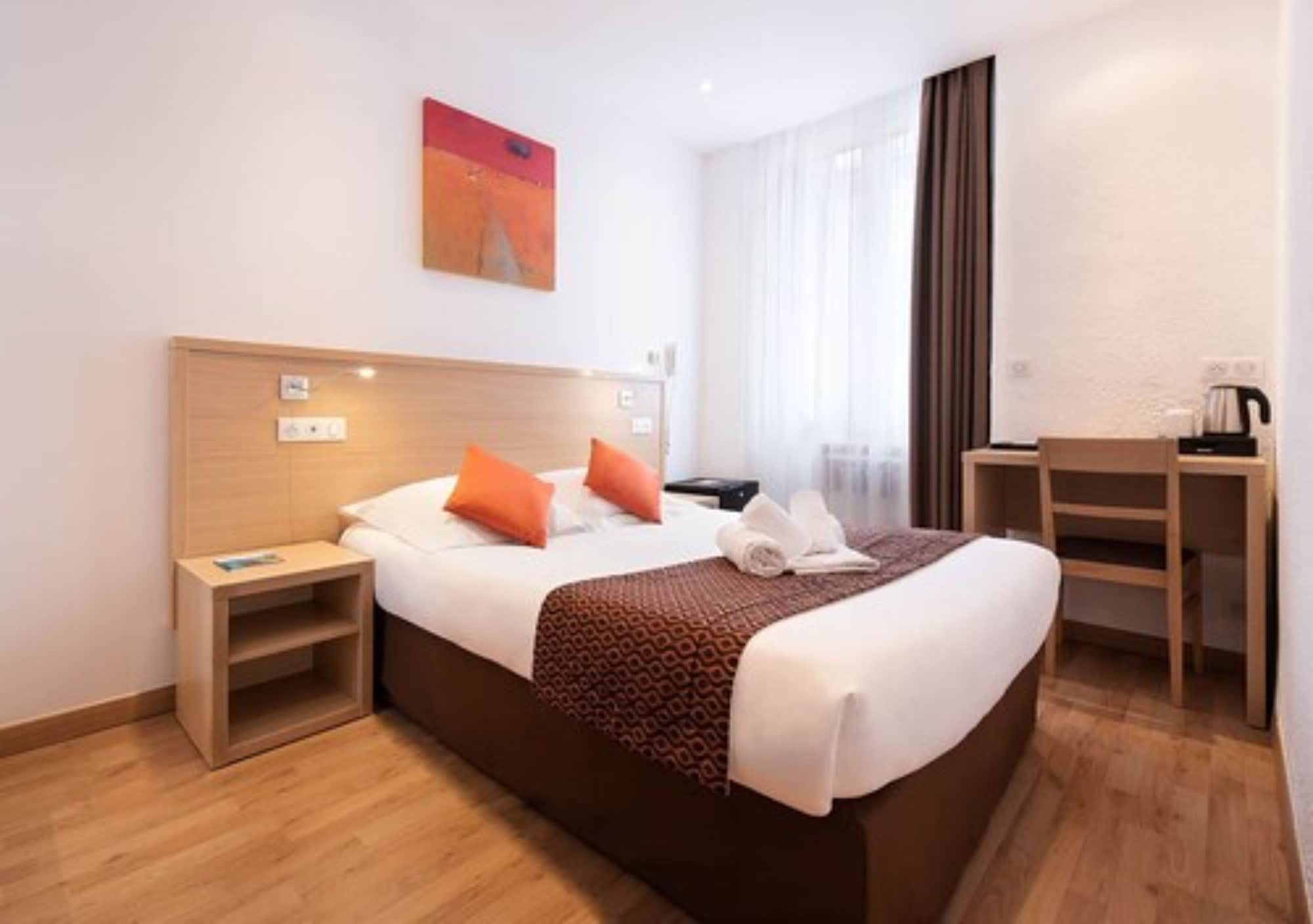 STANDARD, DOUBLE BED
