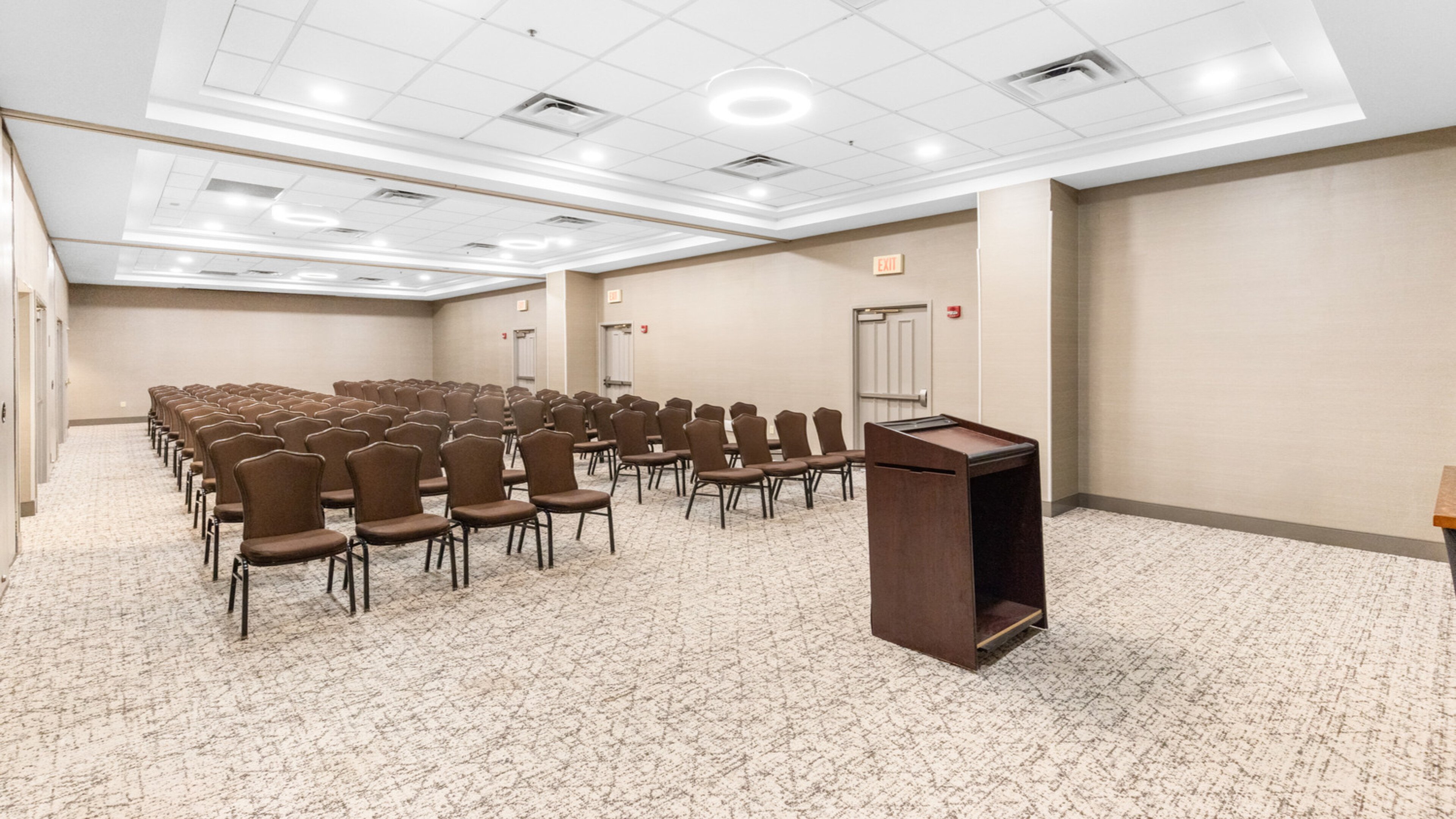 Holiday Inn Chantilly-Dulles Expo (Arpt) 47/55