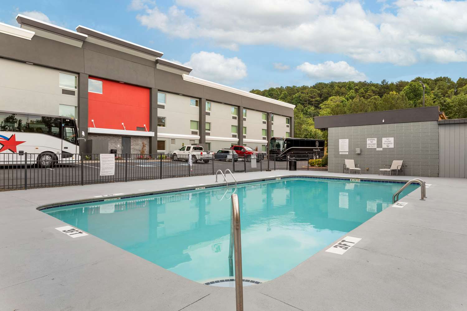 Best Western Plus Cleveland Inn & Suites 2/13