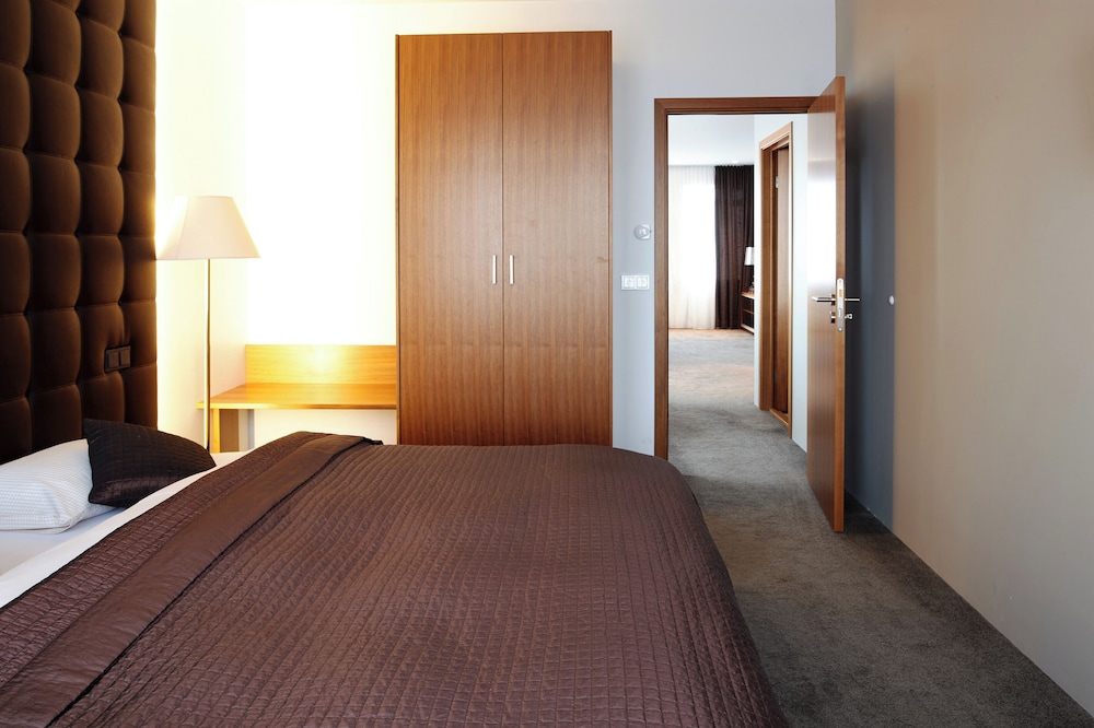 Fosshotel Stykkisholmur 12/40