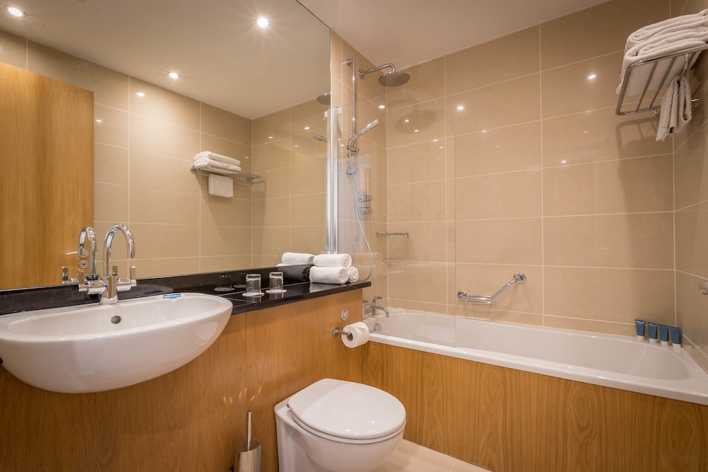 Talbot Suites at Stonebridge 30/30
