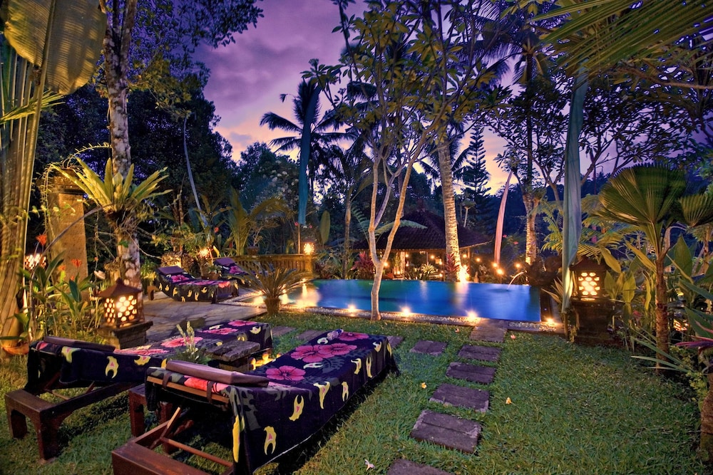 The Mahogany Villa 31/50