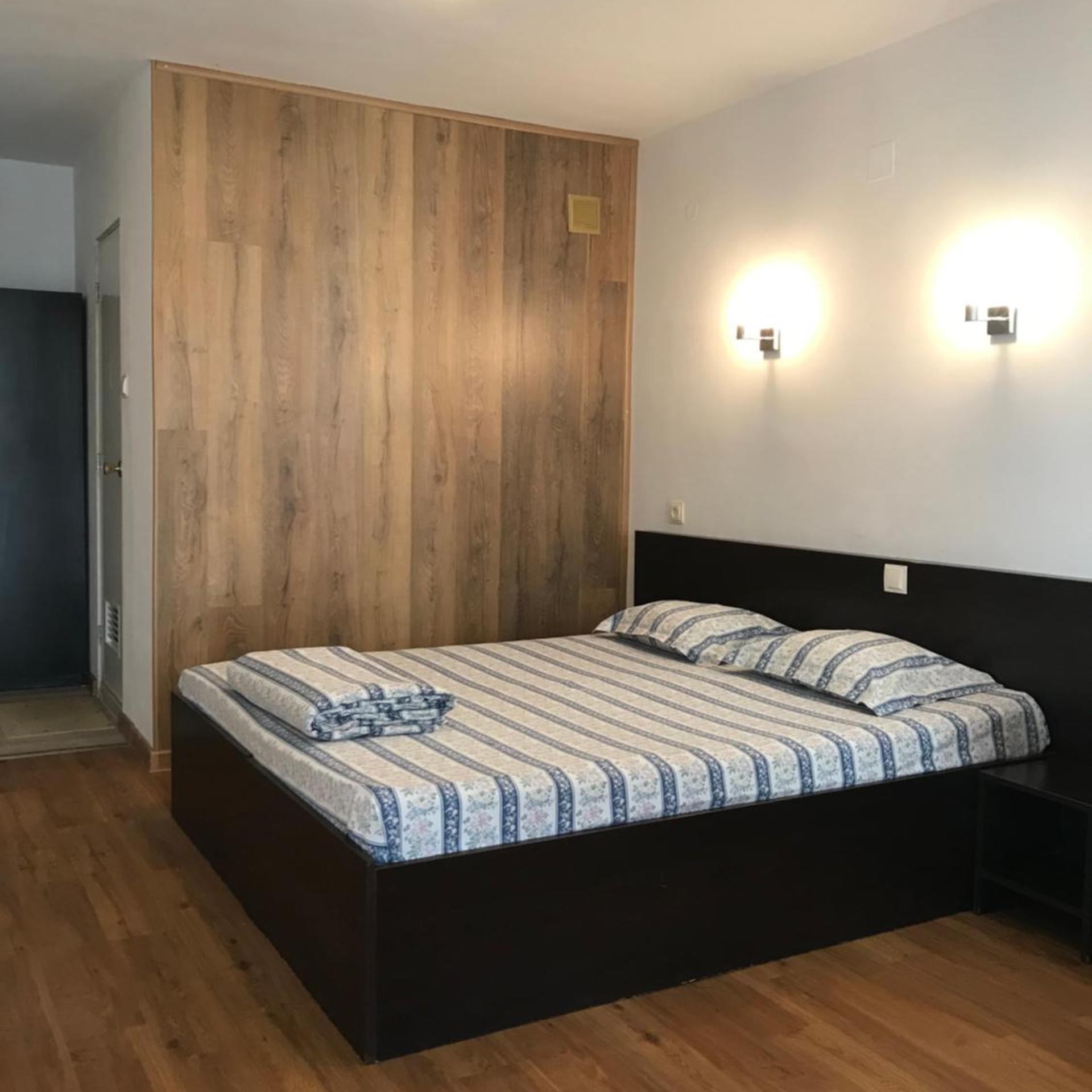 Room, King Bed