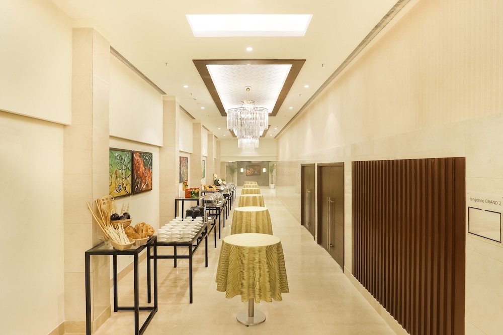 Lemon Tree Hotel Aligarh 16/25