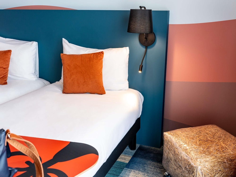 STANDARD, TWIN BEDS