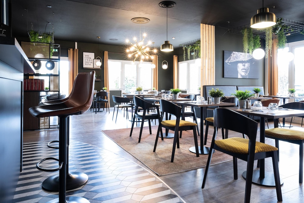 Tulip Inn Beaune 38/48