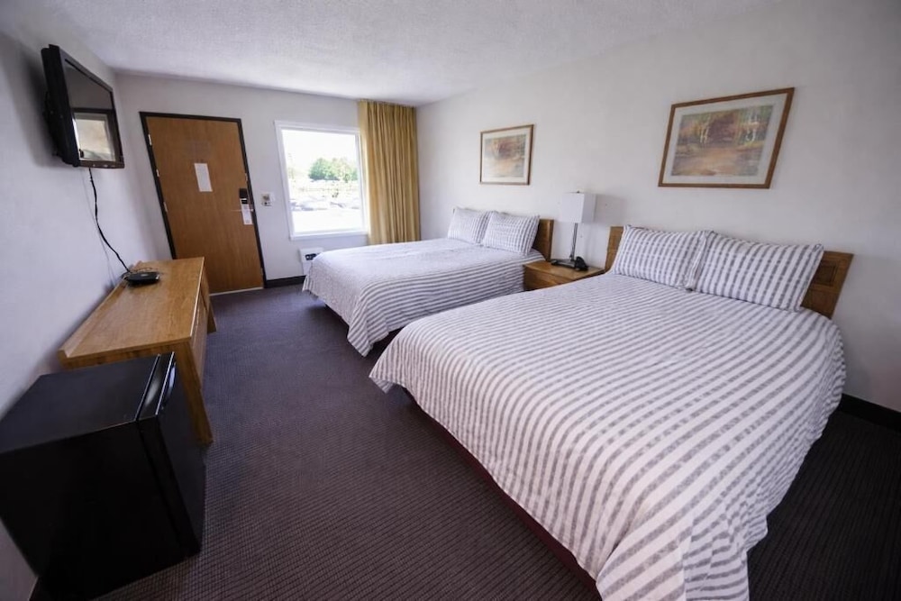 Westwood Inn & Suites Kimball I 90 6/50