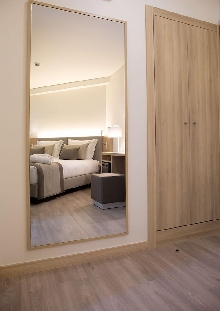 Hotel Castelao 18/41