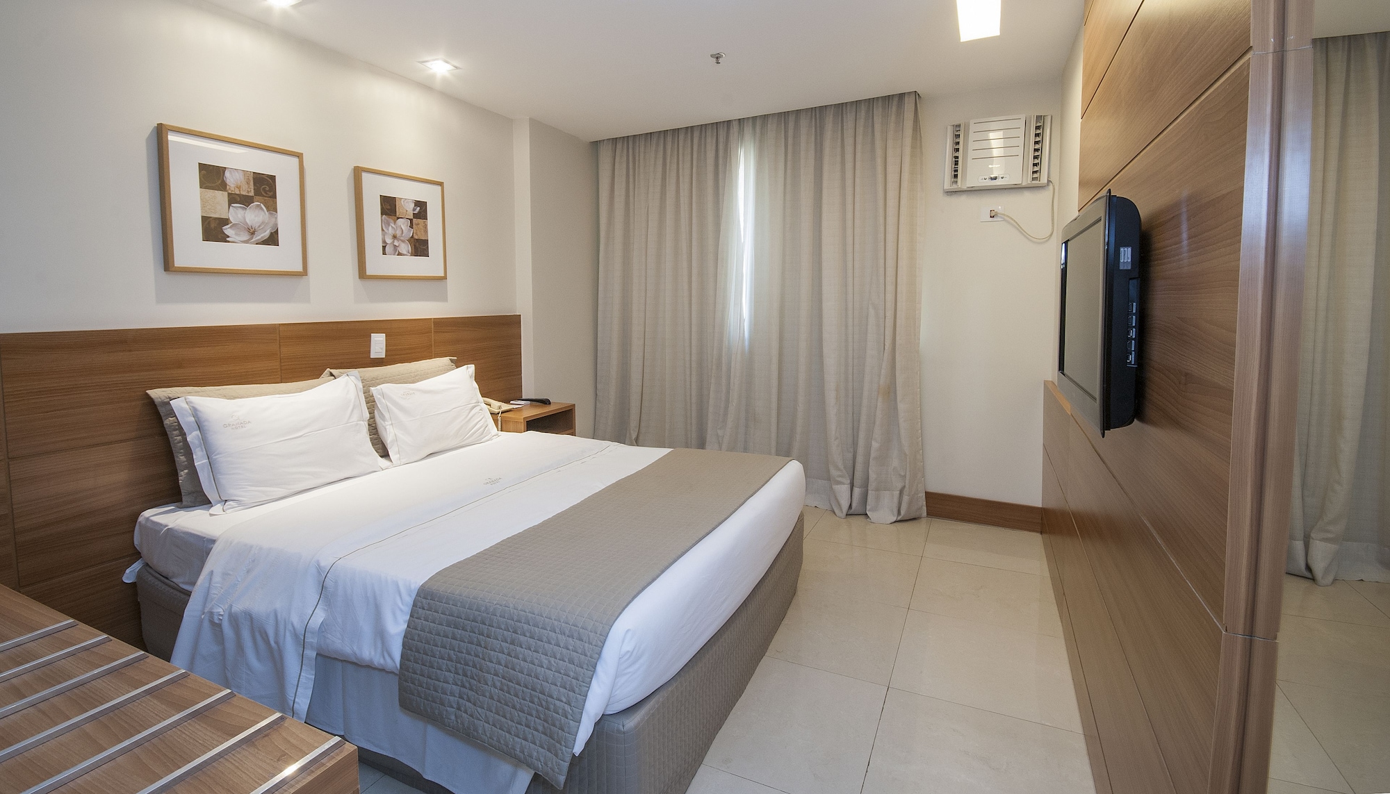 ROOM, DOUBLE BED, ACCESSIBLE